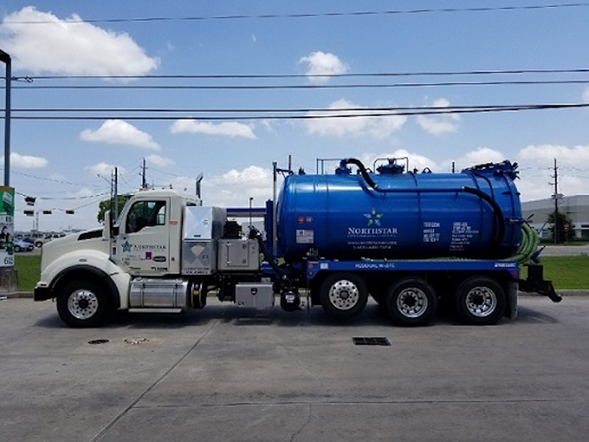 vacuum truck for used oil collection in nashville, tn